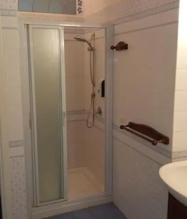 Ferienwohnung Casa In Piazza A Due Passi Dagli Imbarchi E Dal Centro Storico Livorno Exterior foto